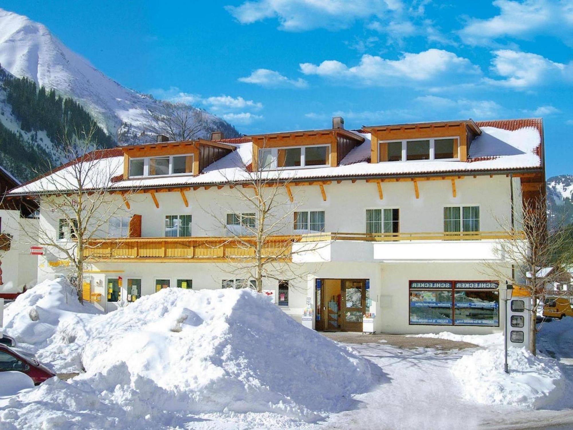 Apartment In Bichlbach With Parking Space Екстер'єр фото